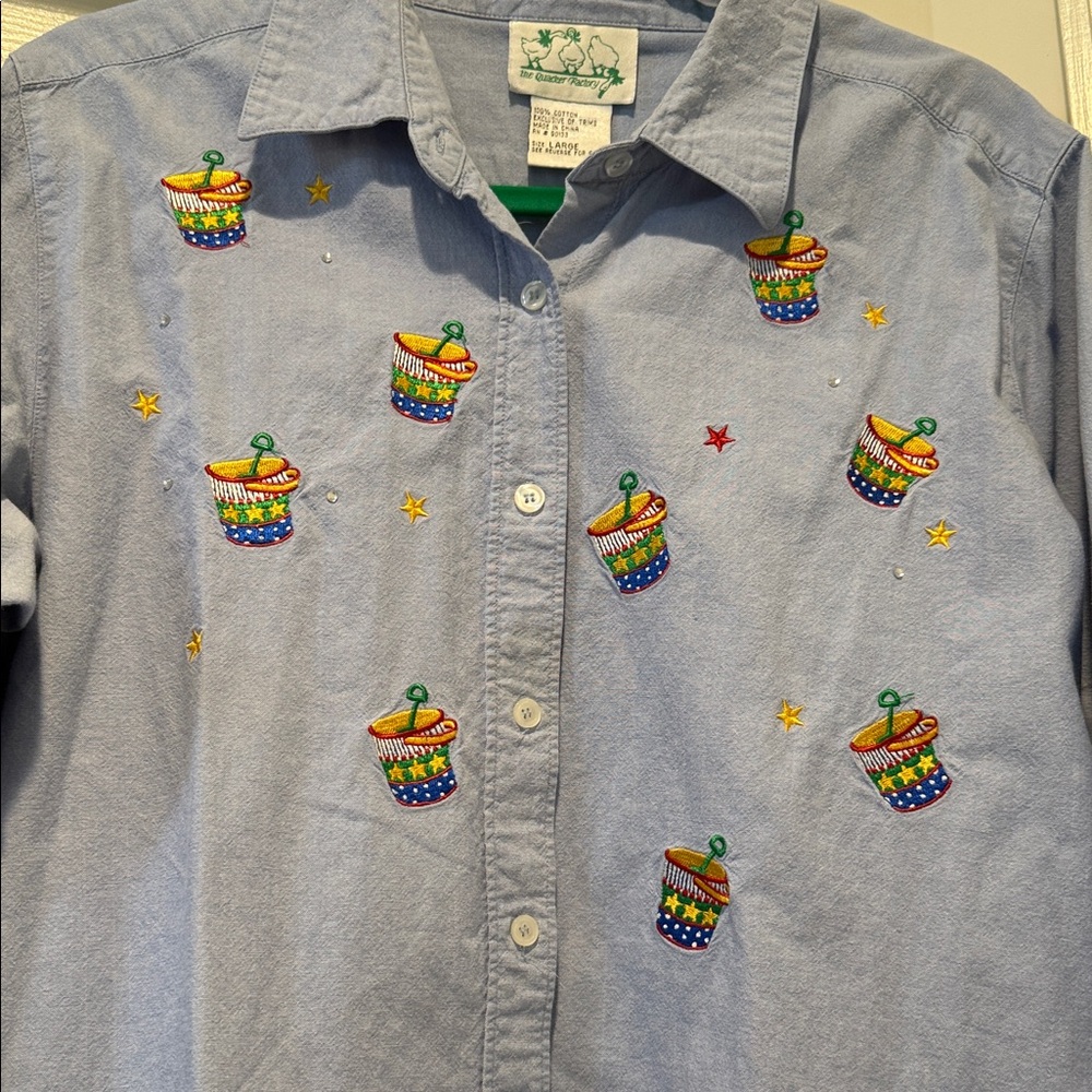 Quaker Factory Denim Summer Patchwork Beach Fun Soft Embroidered Button Down  L